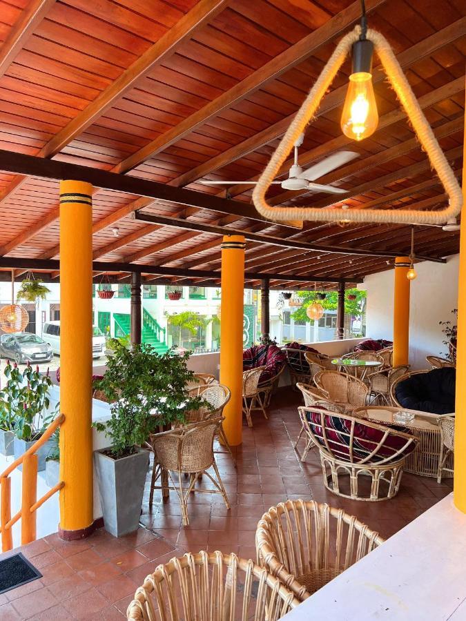 Hummus Hostel 希克杜沃 外观 照片