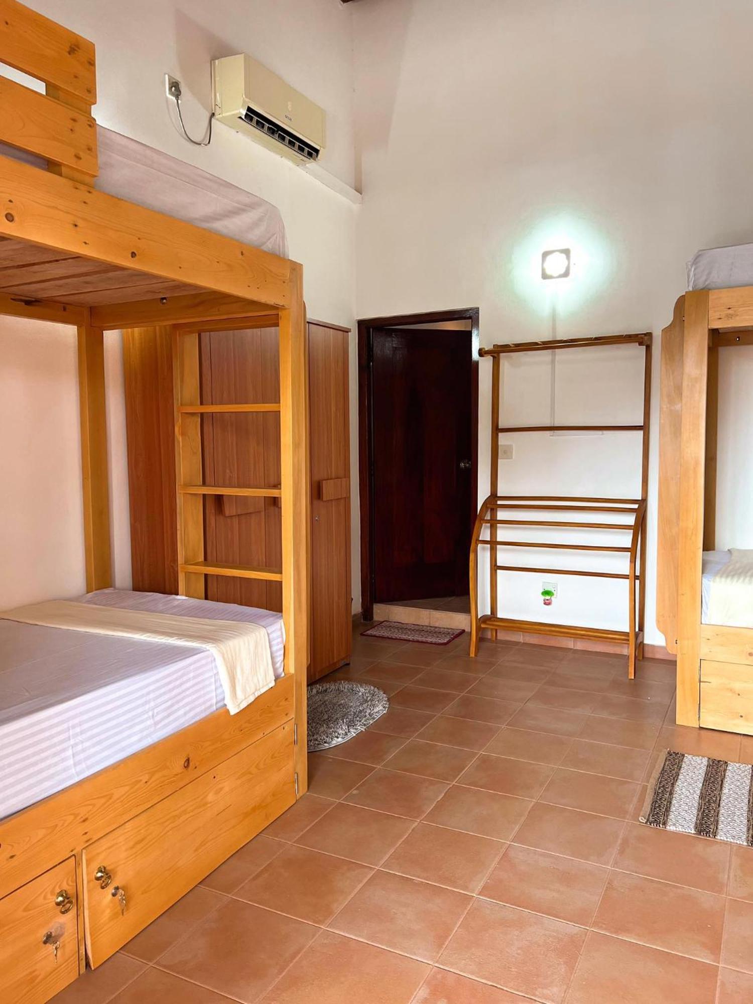 Hummus Hostel 希克杜沃 外观 照片