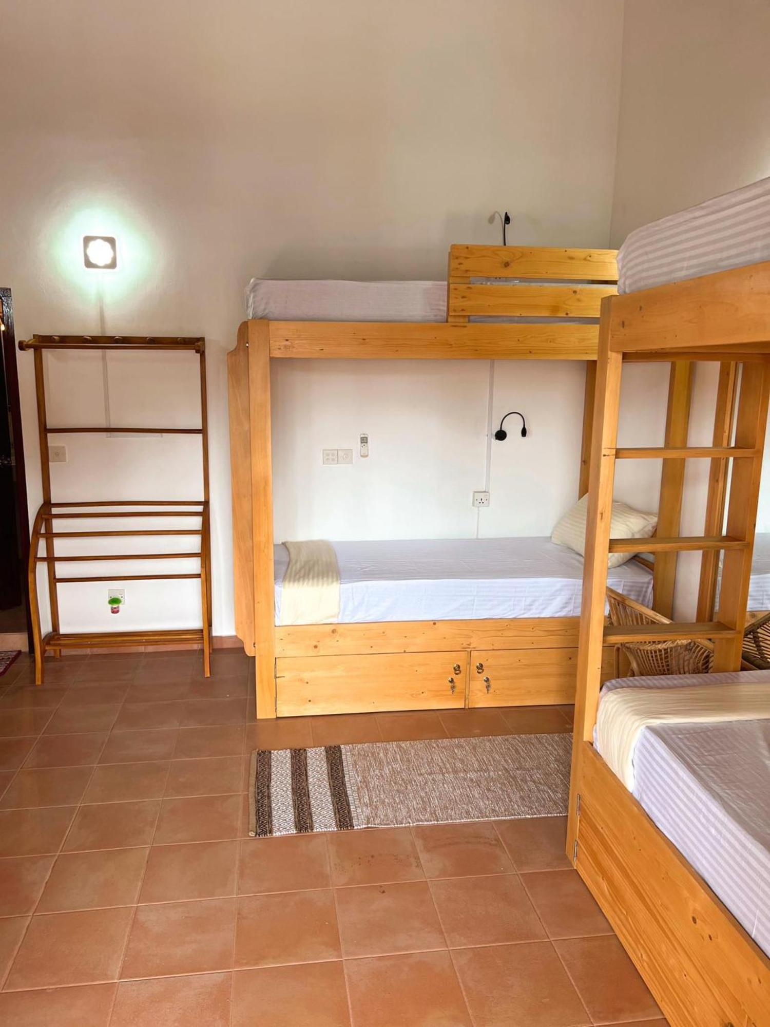 Hummus Hostel 希克杜沃 外观 照片