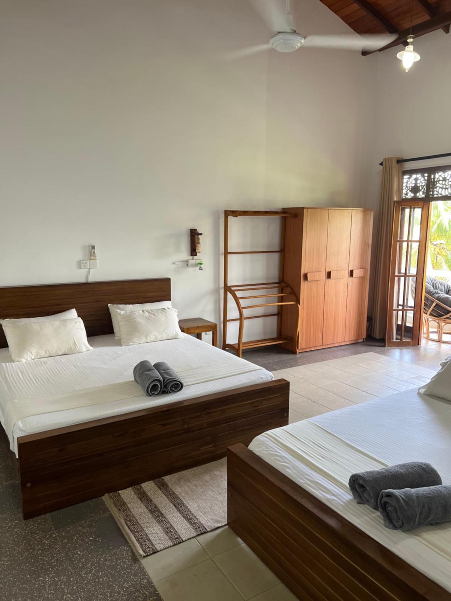 Hummus Hostel 希克杜沃 外观 照片